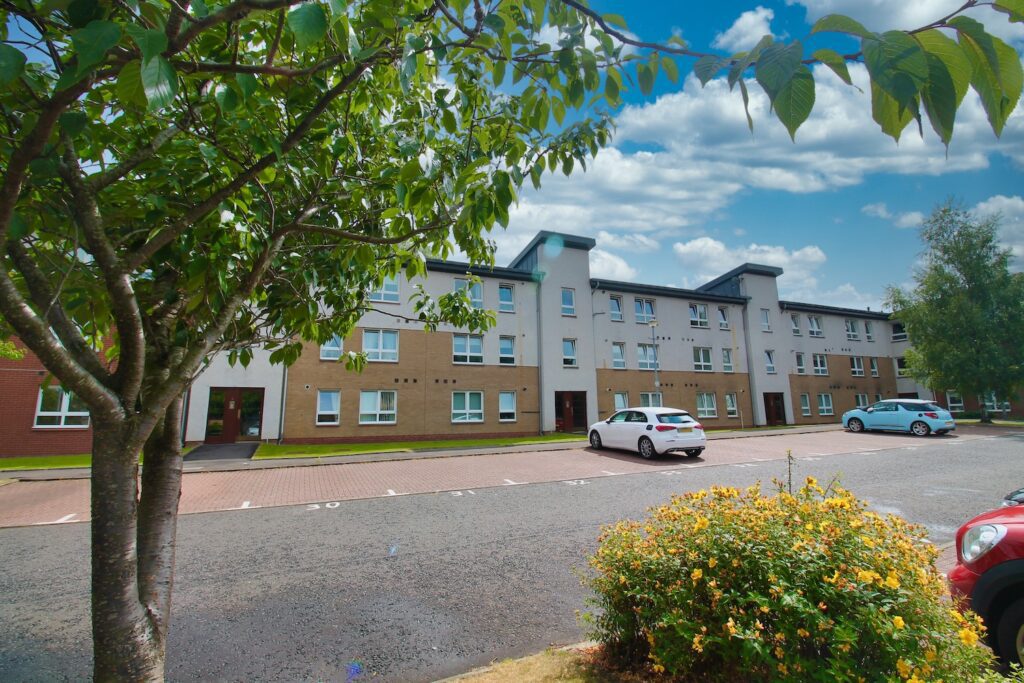 Colston Grove, Glasgow G64 1BF