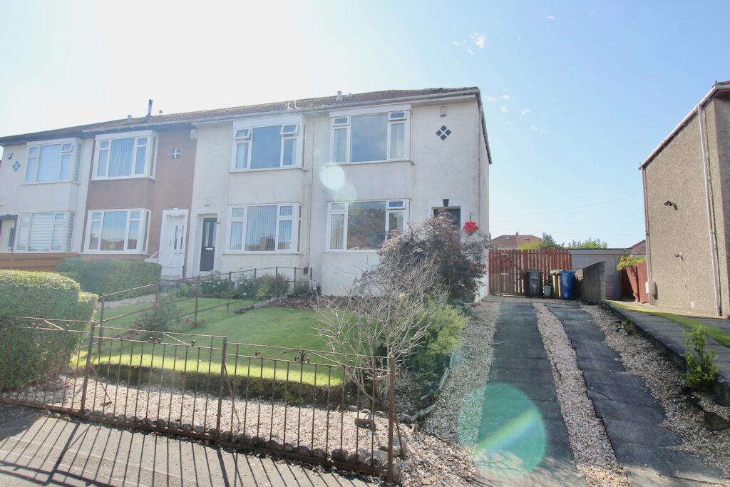 Beaufort Gardens Bishopbriggs G64 2DJ