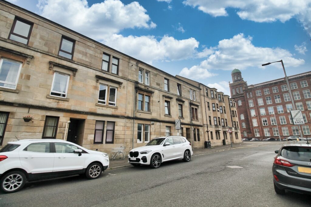 63 Kilnside Road Paisley PA1 1RP