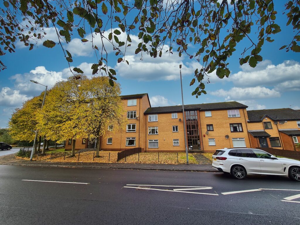 704 Edgefauld Road Glasgow G21 4NB