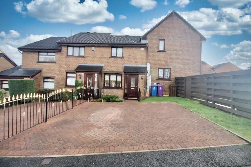 Colston Avenue Glasgow G64 1SL