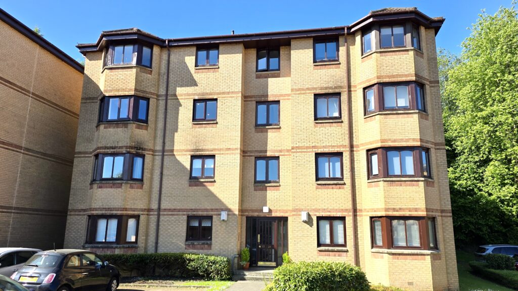 Glenview Kirkintilloch G66 1PG